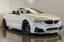 https://carzaty-images.imgix.net/2015/bmw/m4/standard/1018457/exterior/62b0149d9585a_1018457?auto=compress,format&w=250