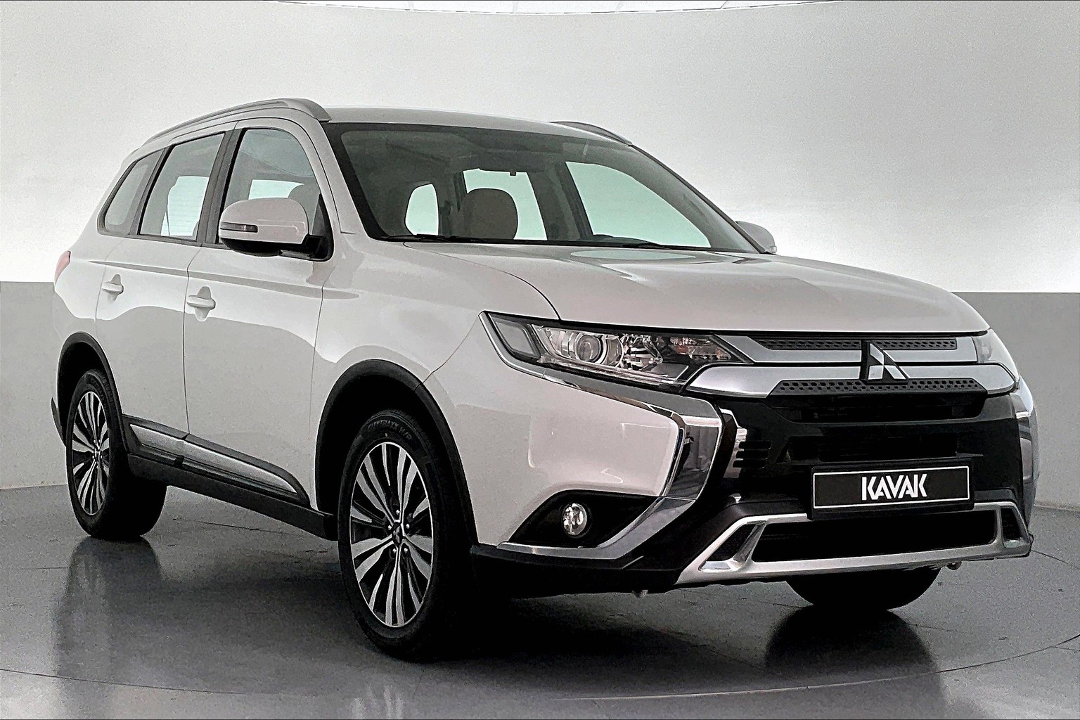 Mitsubishi Outlander 2023 Price in UAE, Specs and Reviews for Dubai