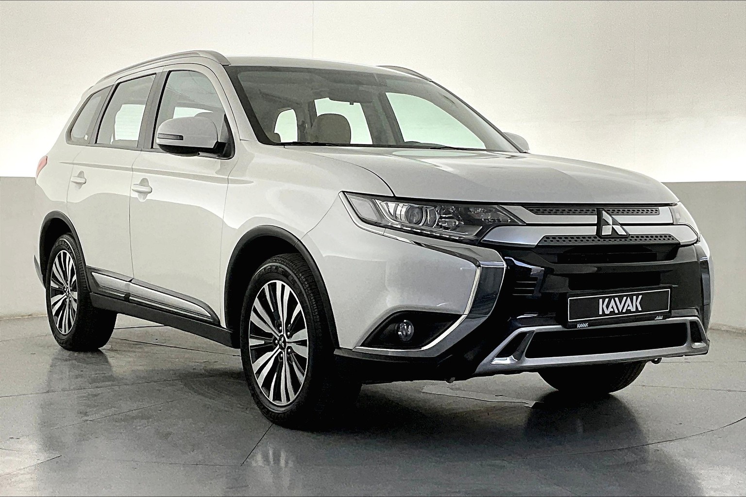 Mitsubishi Outlander 2023 Price in UAE, Specs and Reviews for Dubai