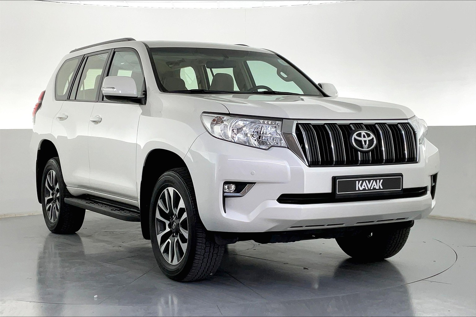 Toyota Land Cruiser Prado 2023 Price in UAE, Specs and Reviews for